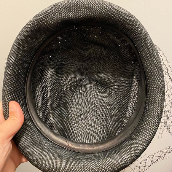 Vintage Ladies Black Pin-Up Hat With Veil (see description) - Picture 6 of 7